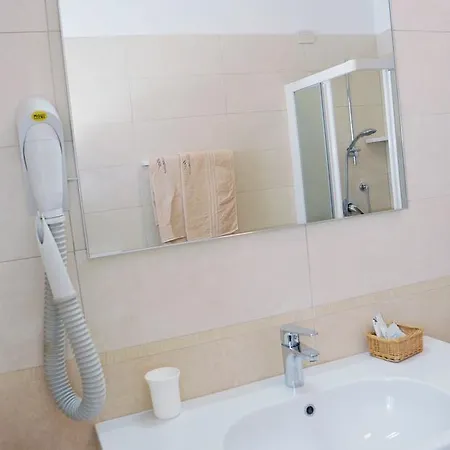 酒店 Giacomazzo 3*