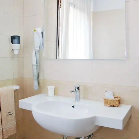 Giacomazzo 3* 卡奥莱